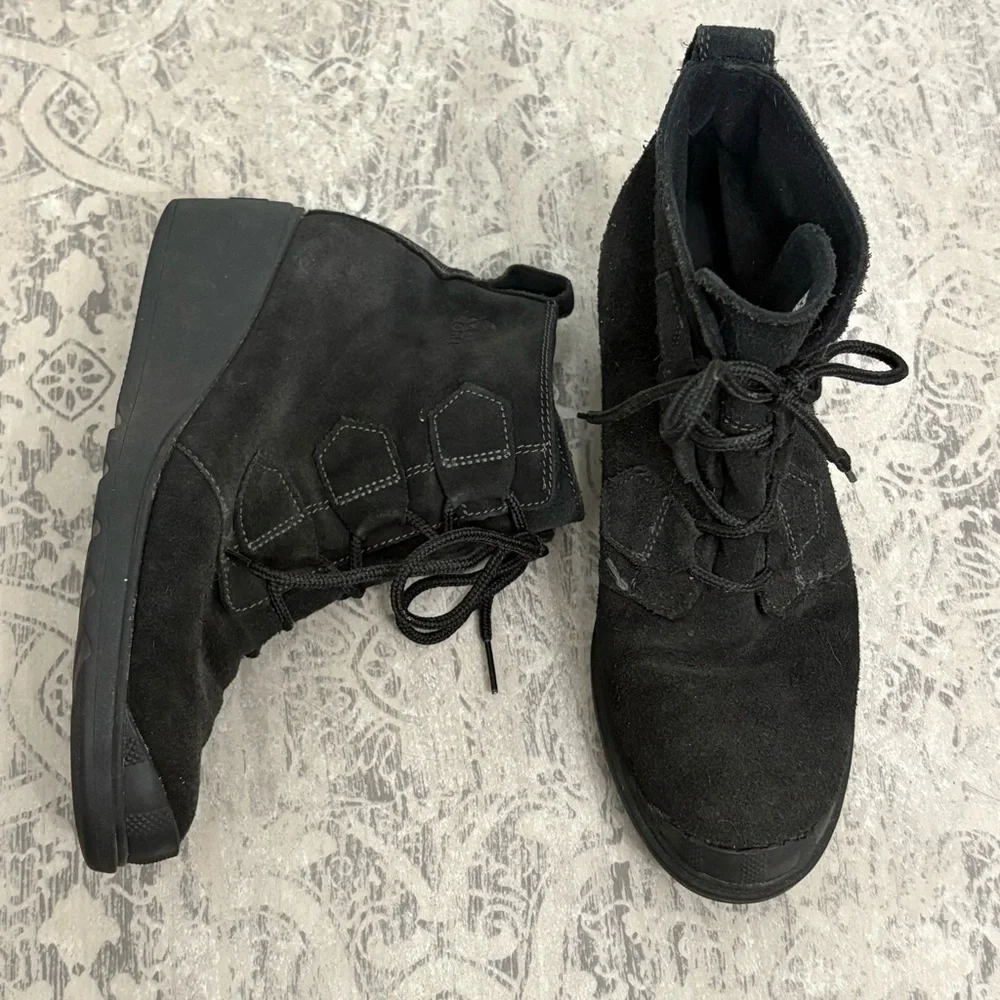 SOREL Toronto Women's Black Suede Leather Wedge Ankle Lace-up Boots | SZ 7.5